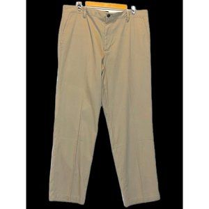 NWT Docker's Men's Classic No Wrinkles Flat / Pleated Front Khaki Pants 38 - 40